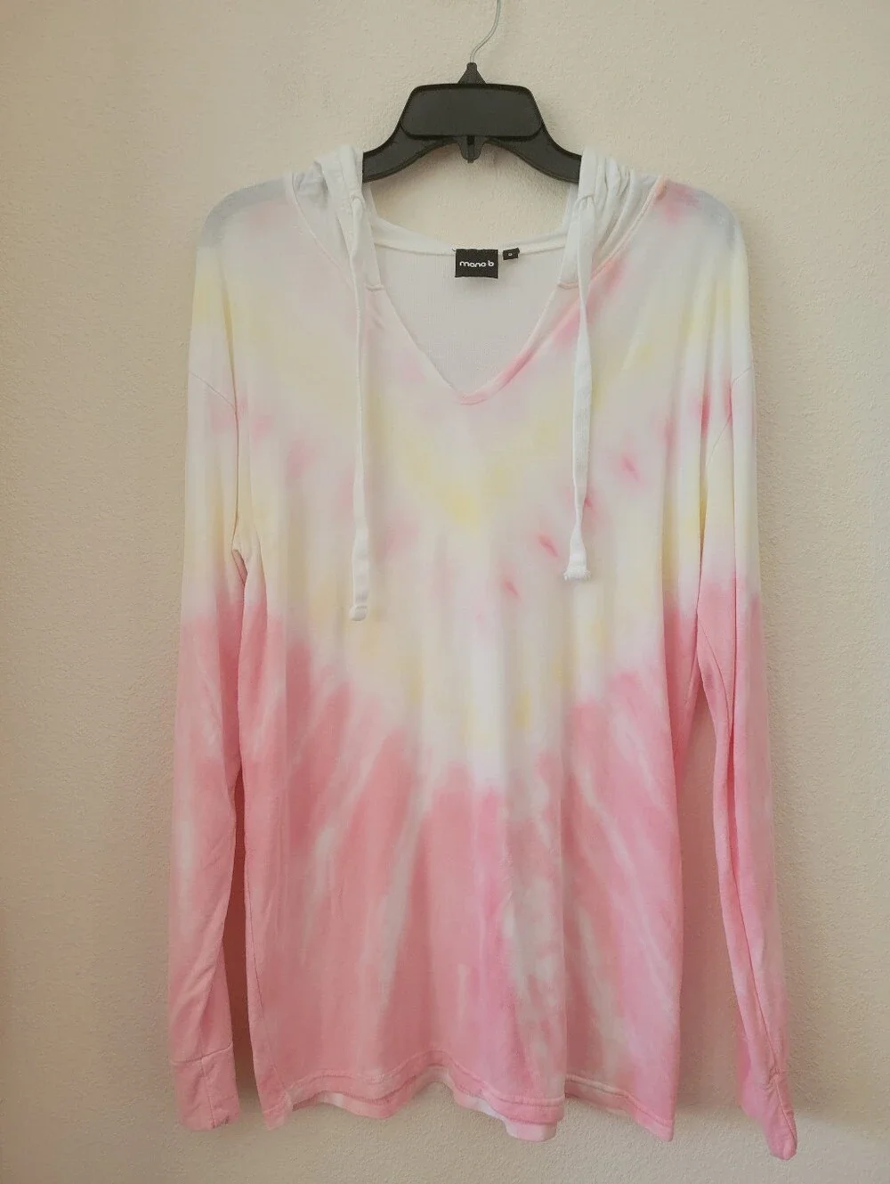 Mono B mono pastel